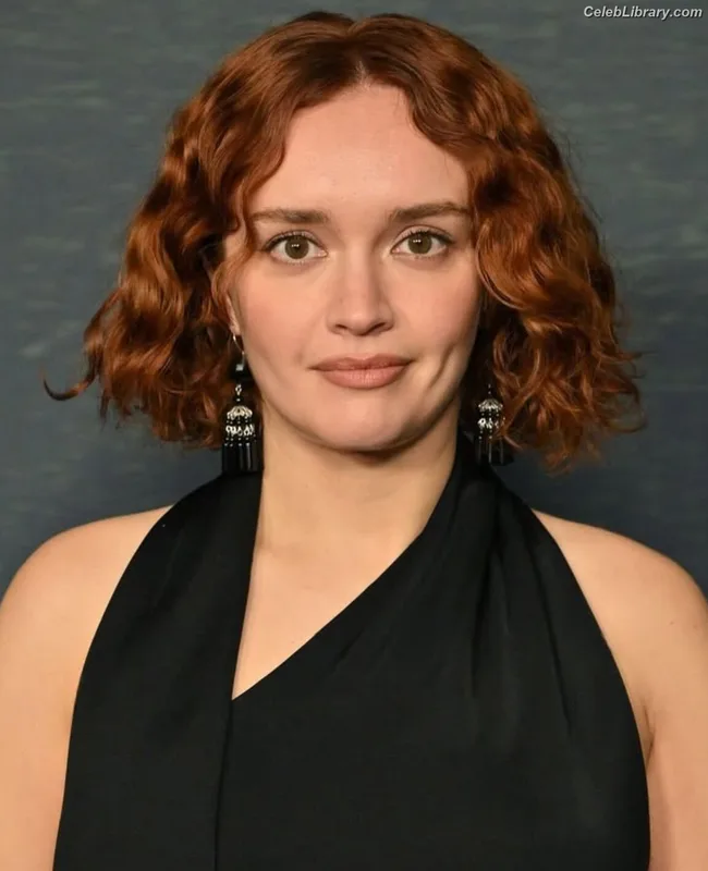 Olivia Cooke photo 22 of 601