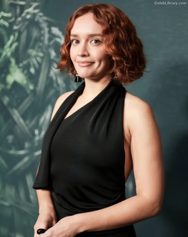 Olivia Cooke photo 24 of 601