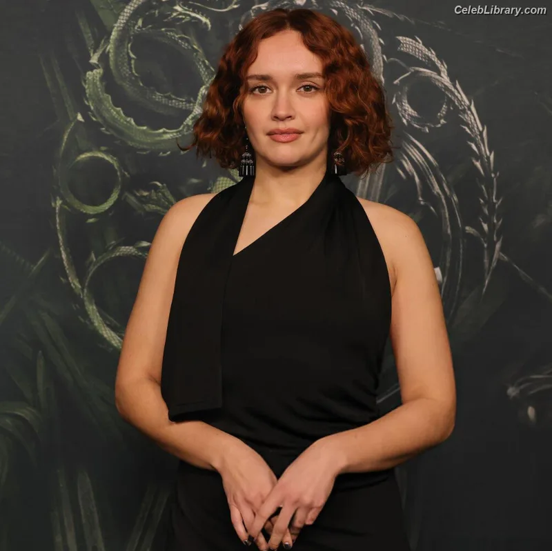 Olivia Cooke photo 3 of 601