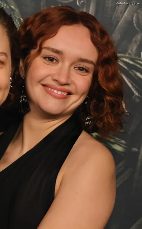 Olivia Cooke photo 5 of 601