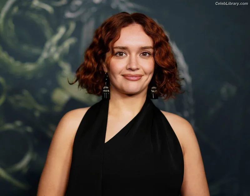 Olivia Cooke photo 7 of 601