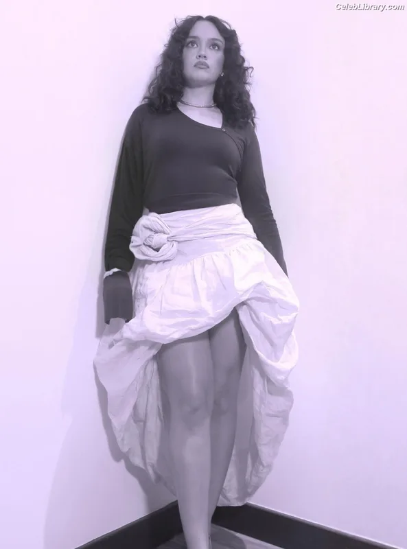 Olivia Cooke photo 2 of 601