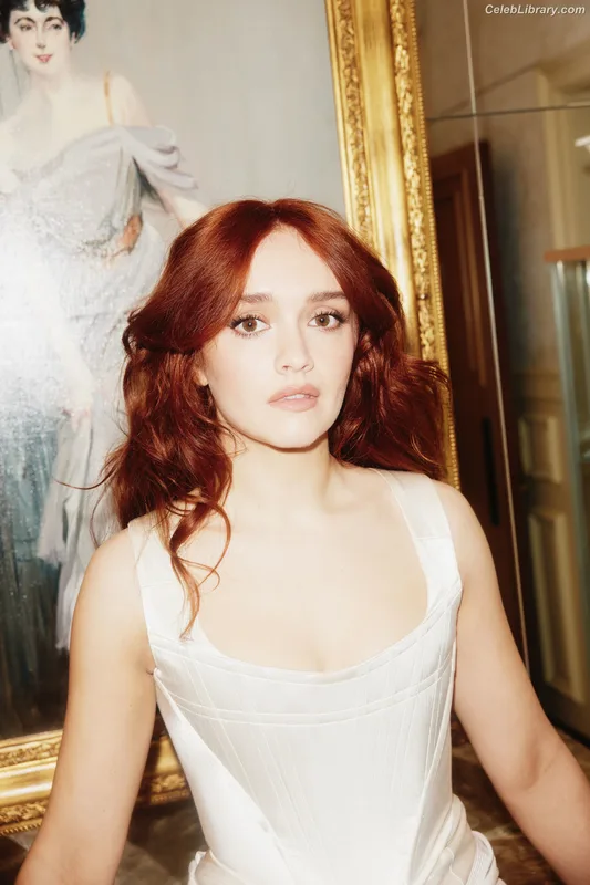 Olivia Cooke photo 13 of 601