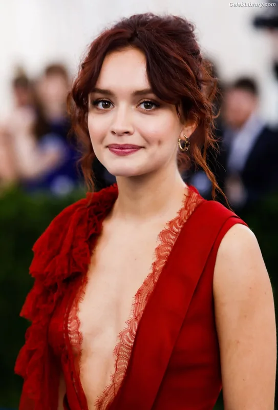 Olivia Cooke photo 16 of 601