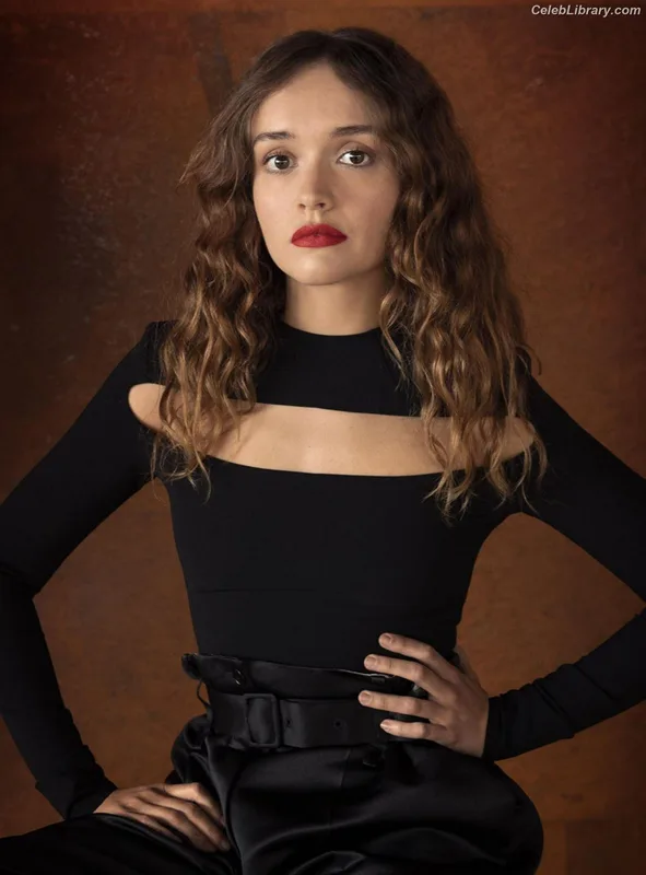 Olivia Cooke photo 19 of 601