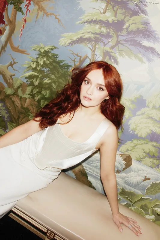 Olivia Cooke photo 16 of 601