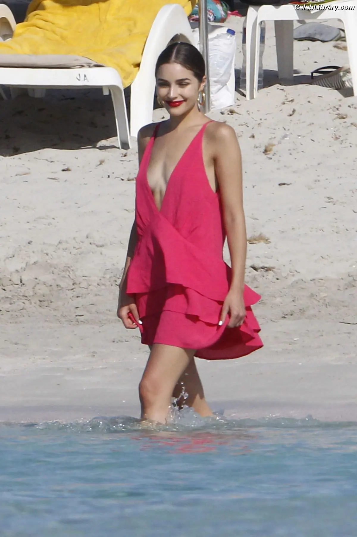 Olivia Culpo photo 9 of 450