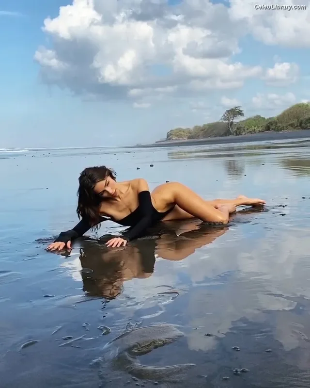 Olivia Culpo photo 6 of 451