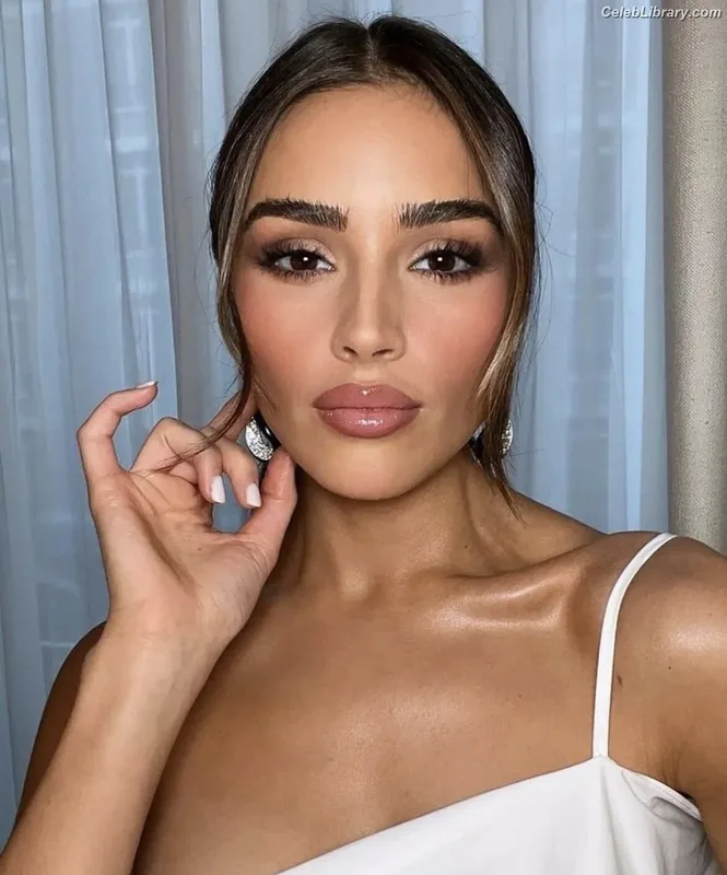 Olivia Culpo photo 6 of 451