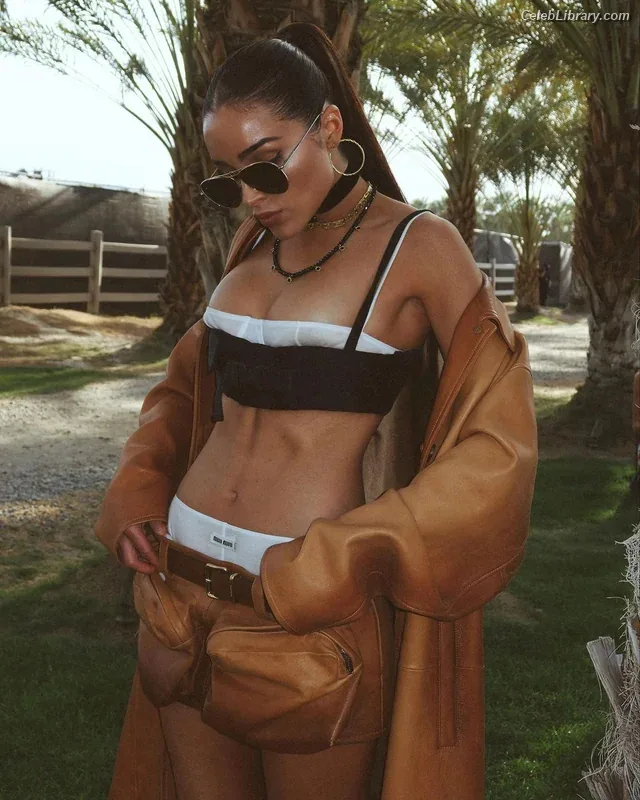 Olivia Culpo photo 24 of 451
