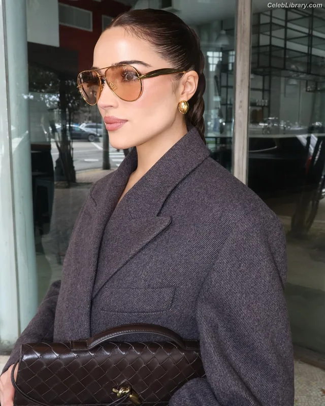 Olivia Culpo photo 2 of 451