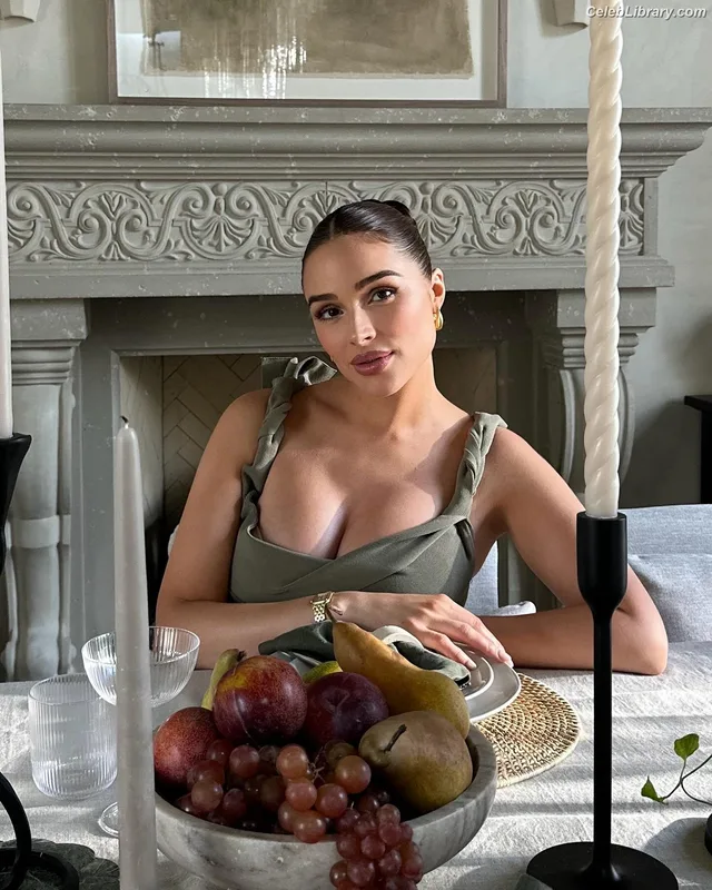 Olivia Culpo photo 7 of 451