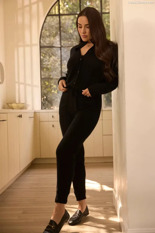 Olivia Culpo photo 3 of 451