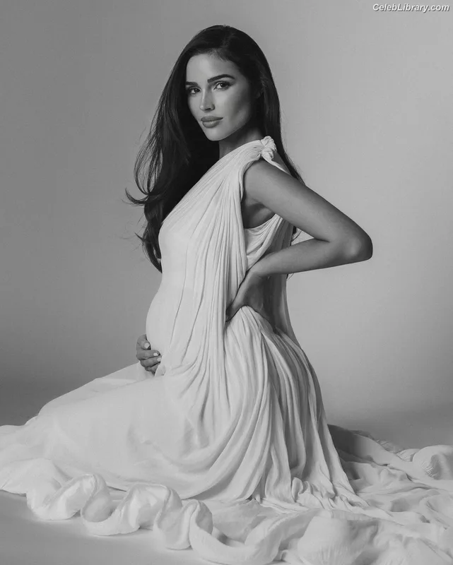 Olivia Culpo photo 14 of 451