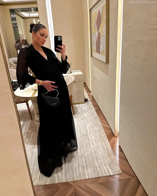 Olivia Culpo photo 17 of 451