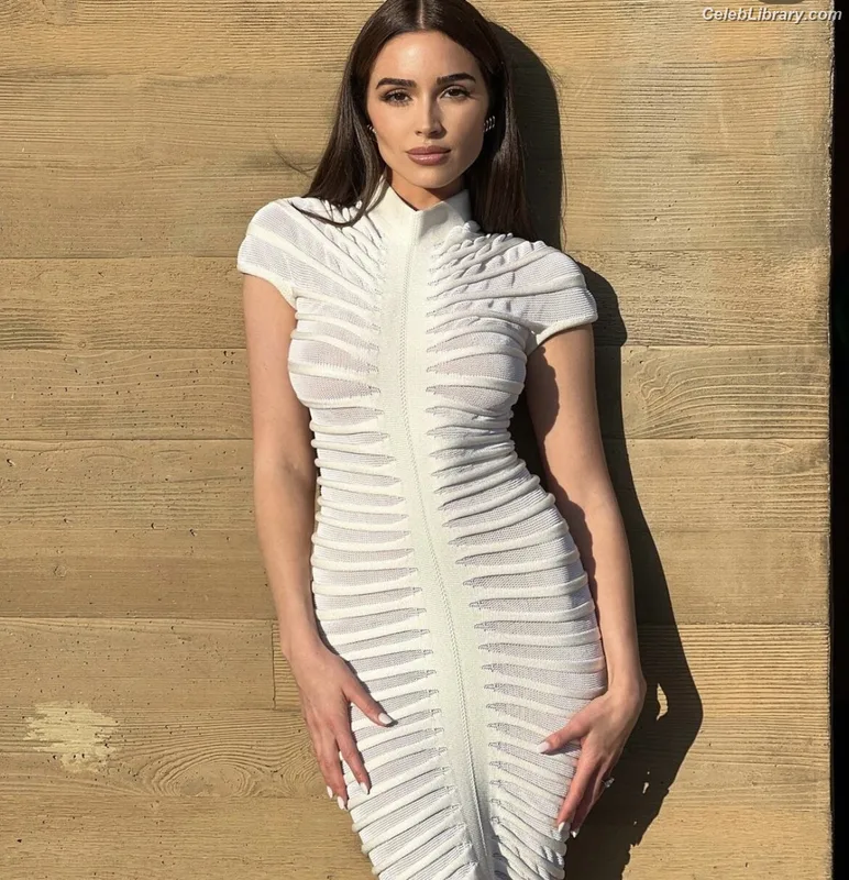 Olivia Culpo photo 8 of 451