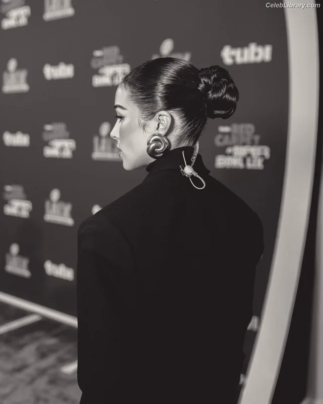 Olivia Culpo photo 24 of 451
