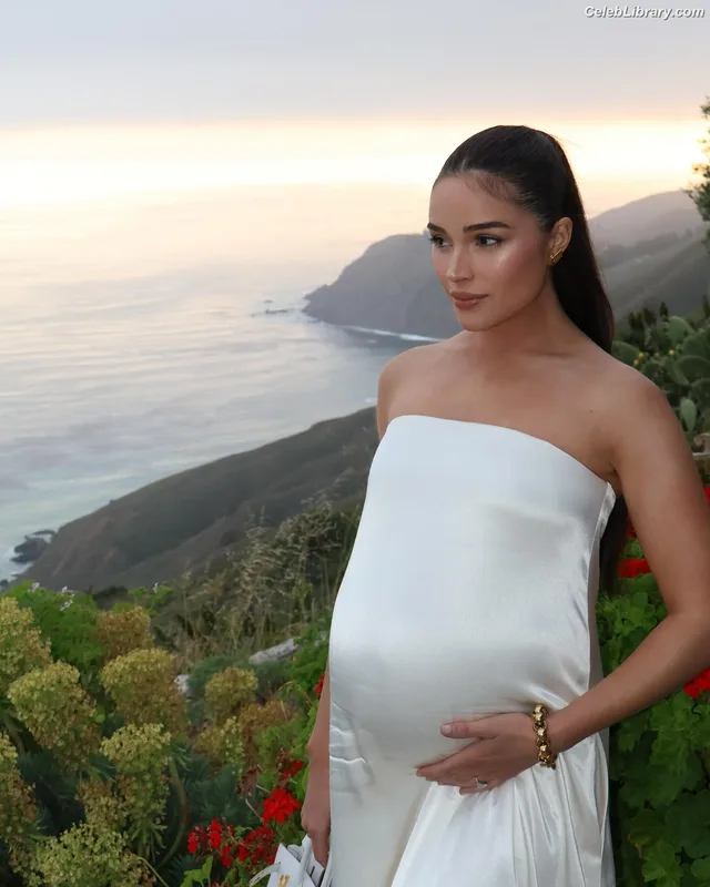 Olivia Culpo photo 6 of 451