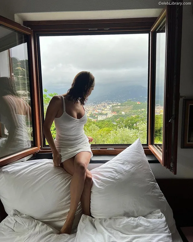 Olivia Jade photo 13 of 94