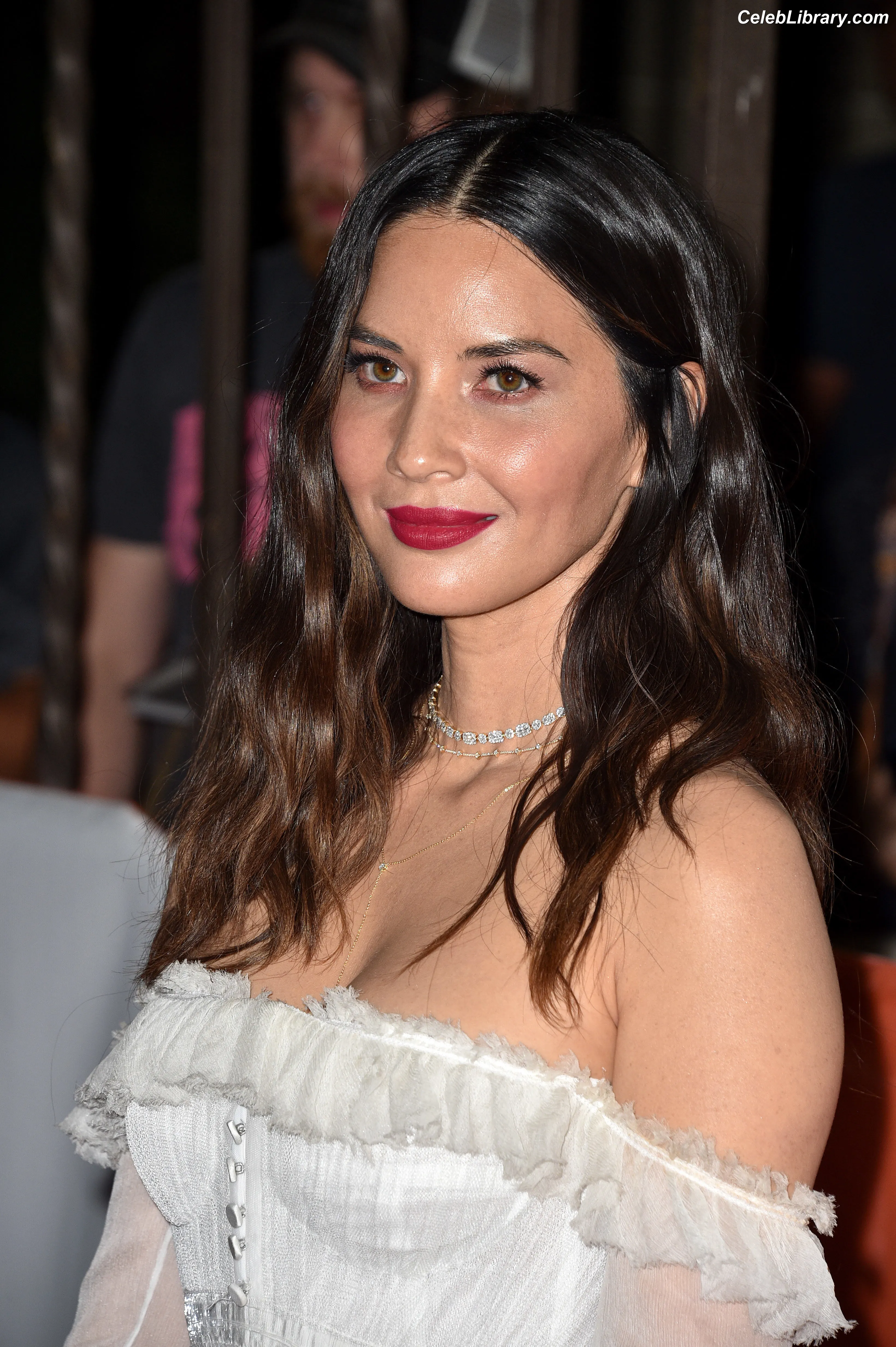 Olivia Munn photo 24 of 1099