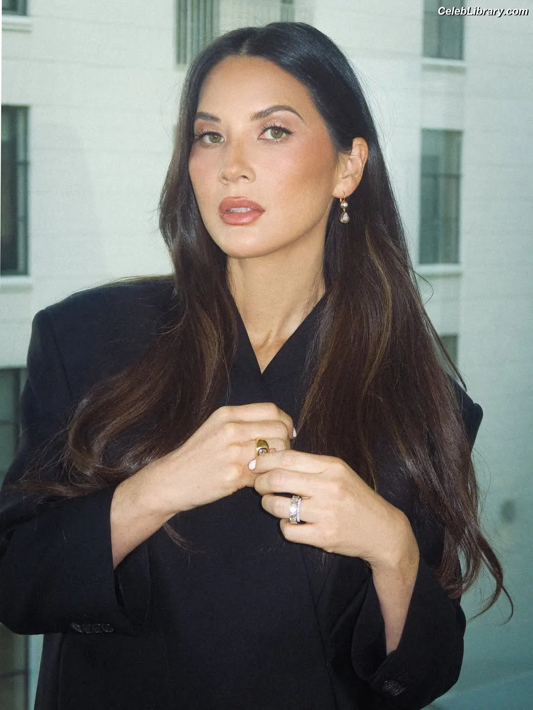 Olivia Munn photo 21 of 1099