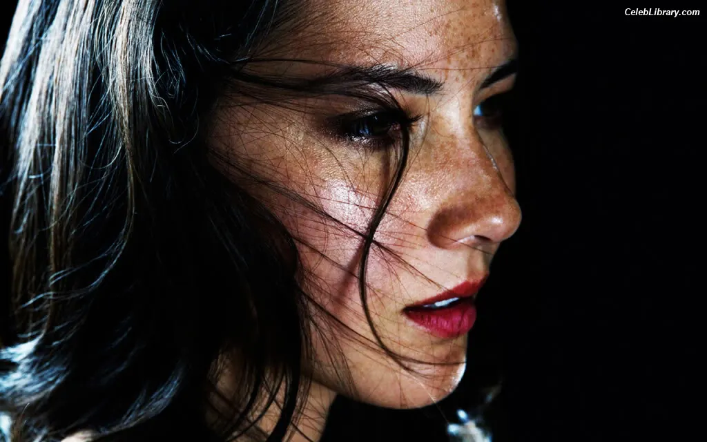 Olivia Munn photo 23 of 1099
