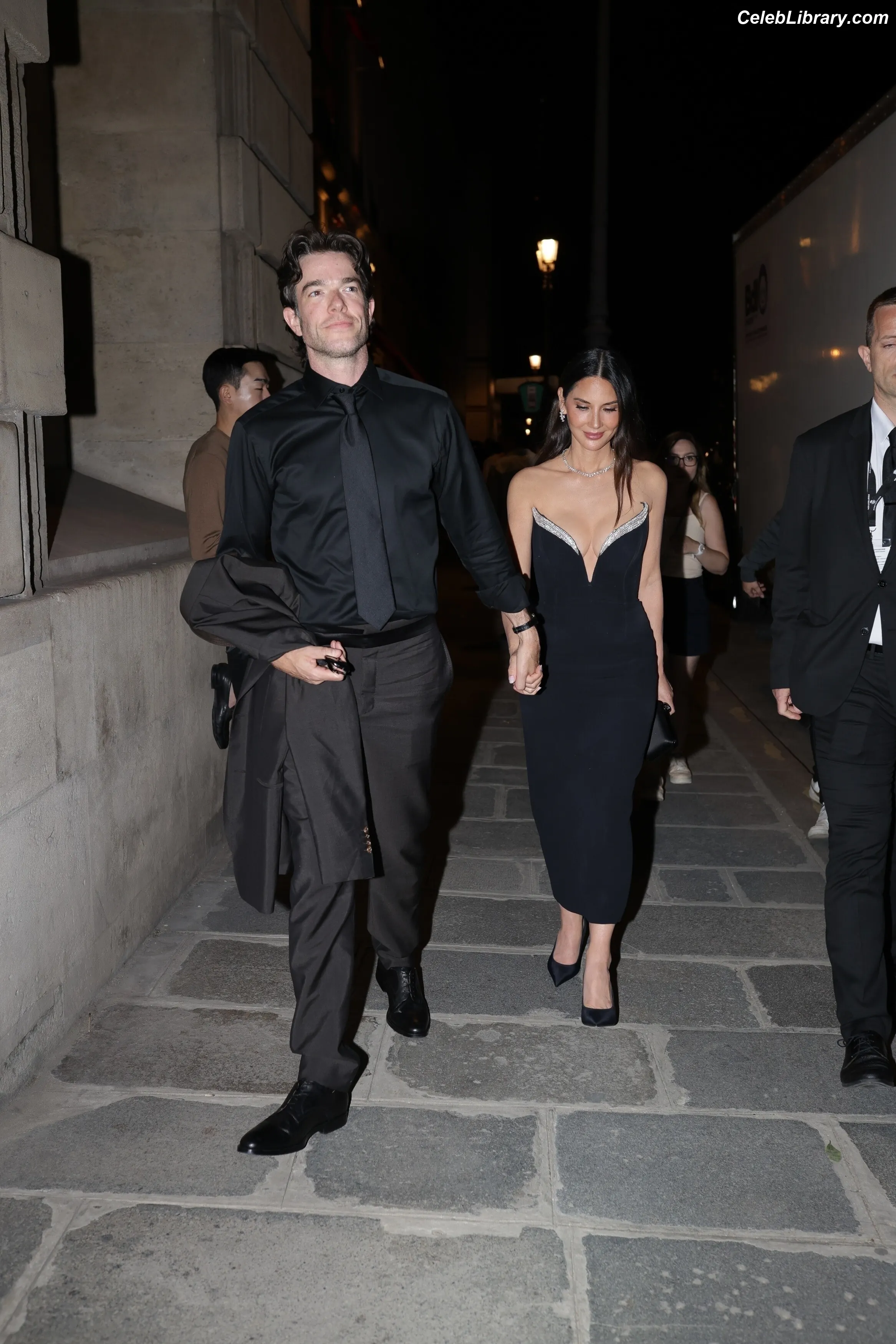 Olivia Munn photo 4 of 1099