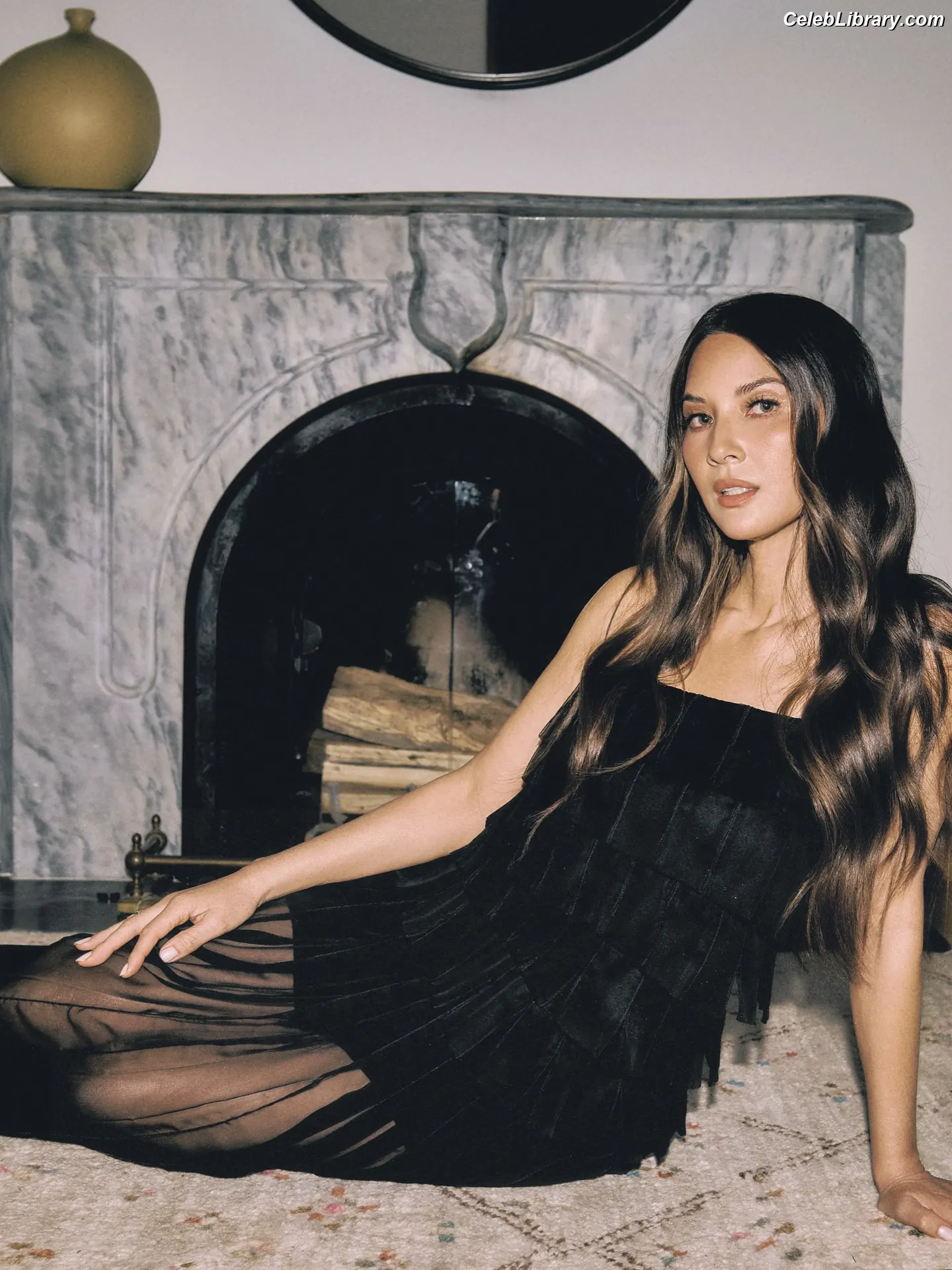 Olivia Munn photo 7 of 1099