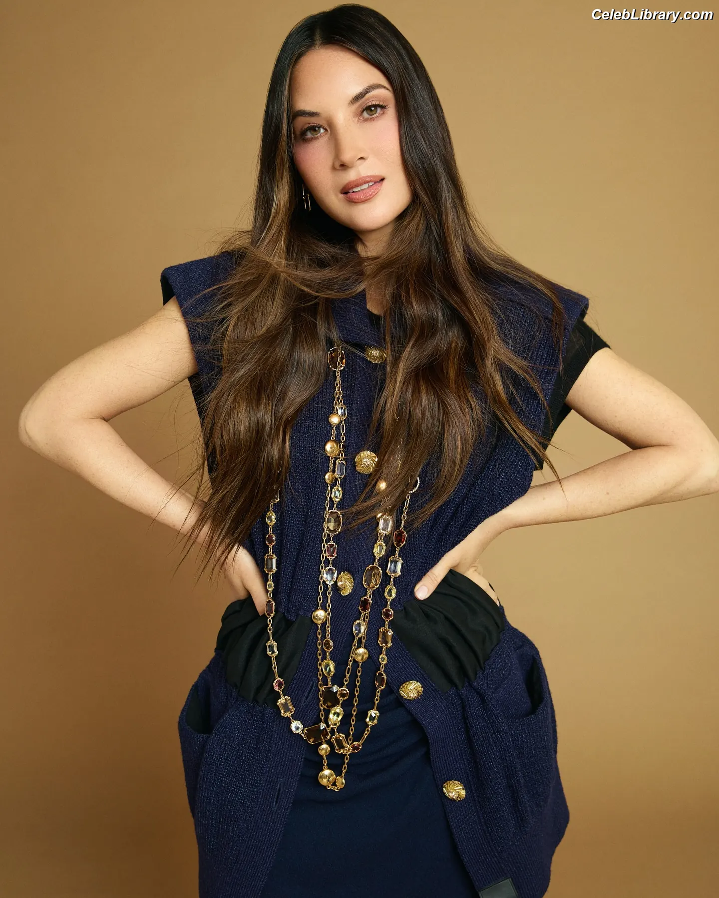 Olivia Munn photo 13 of 1099