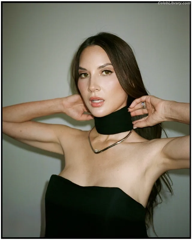 Olivia Munn photo 8 of 1075