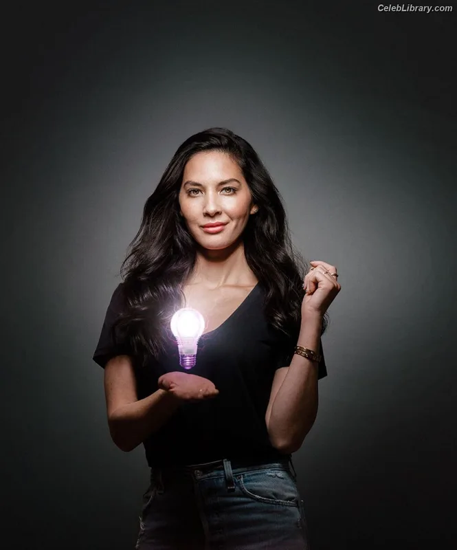 Olivia Munn photo 15 of 1075