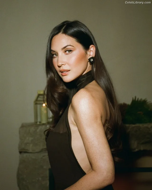 Olivia Munn photo 18 of 1075