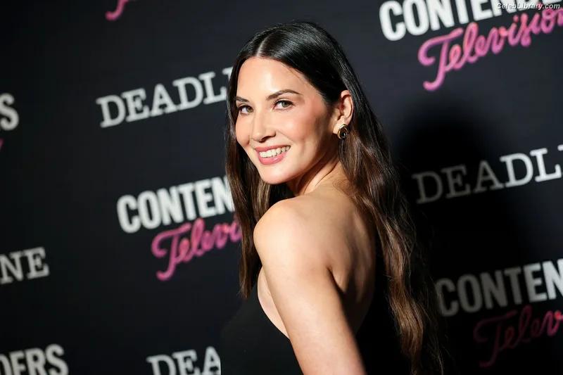 Olivia Munn photo 18 of 1075