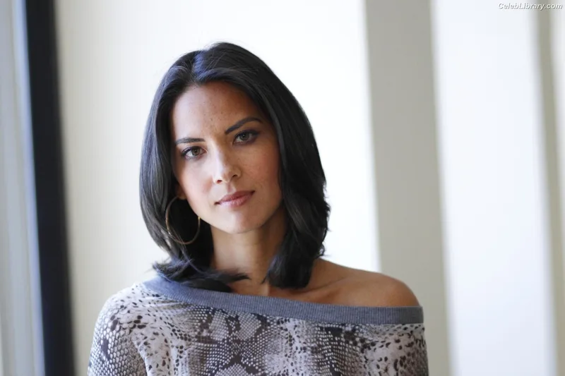 Olivia Munn photo 17 of 1075