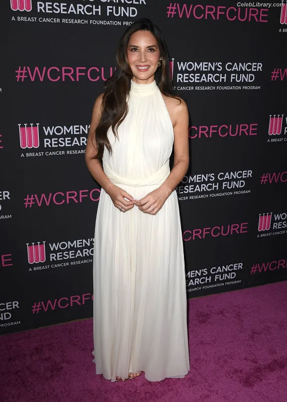 Olivia Munn photo 15 of 1075