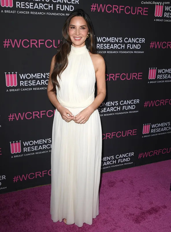 Olivia Munn photo 17 of 1075