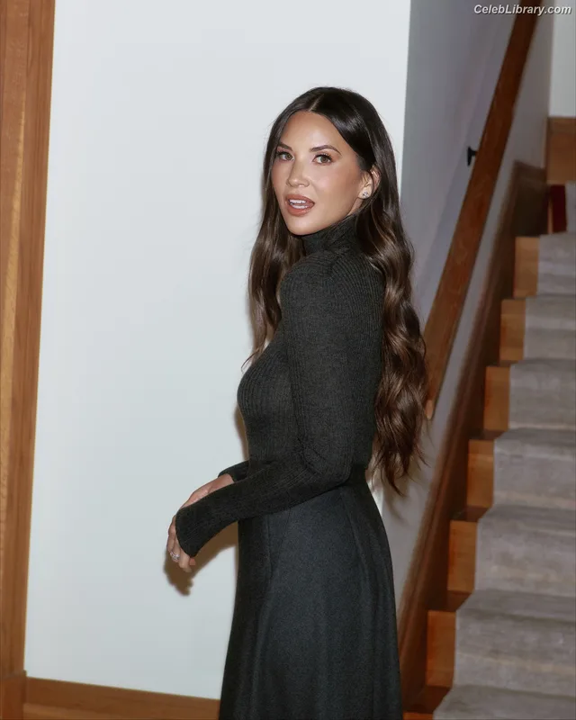 Olivia Munn photo 15 of 1075