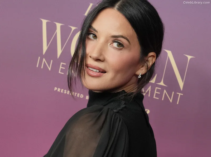 Olivia Munn photo 11 of 1075