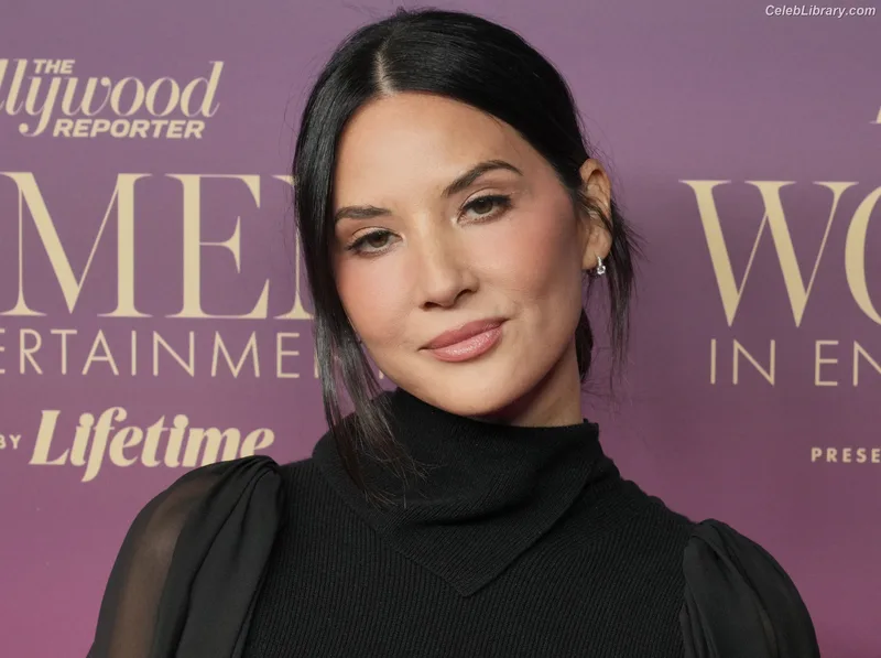 Olivia Munn photo 14 of 1075
