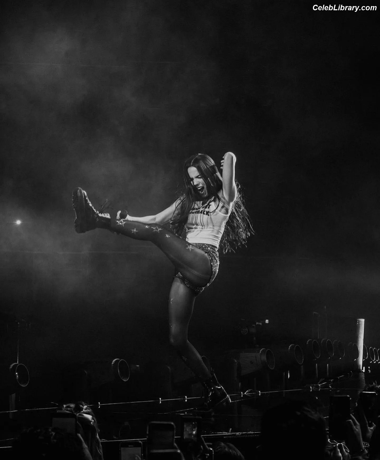 Olivia Rodrigo photo 3 of 3937