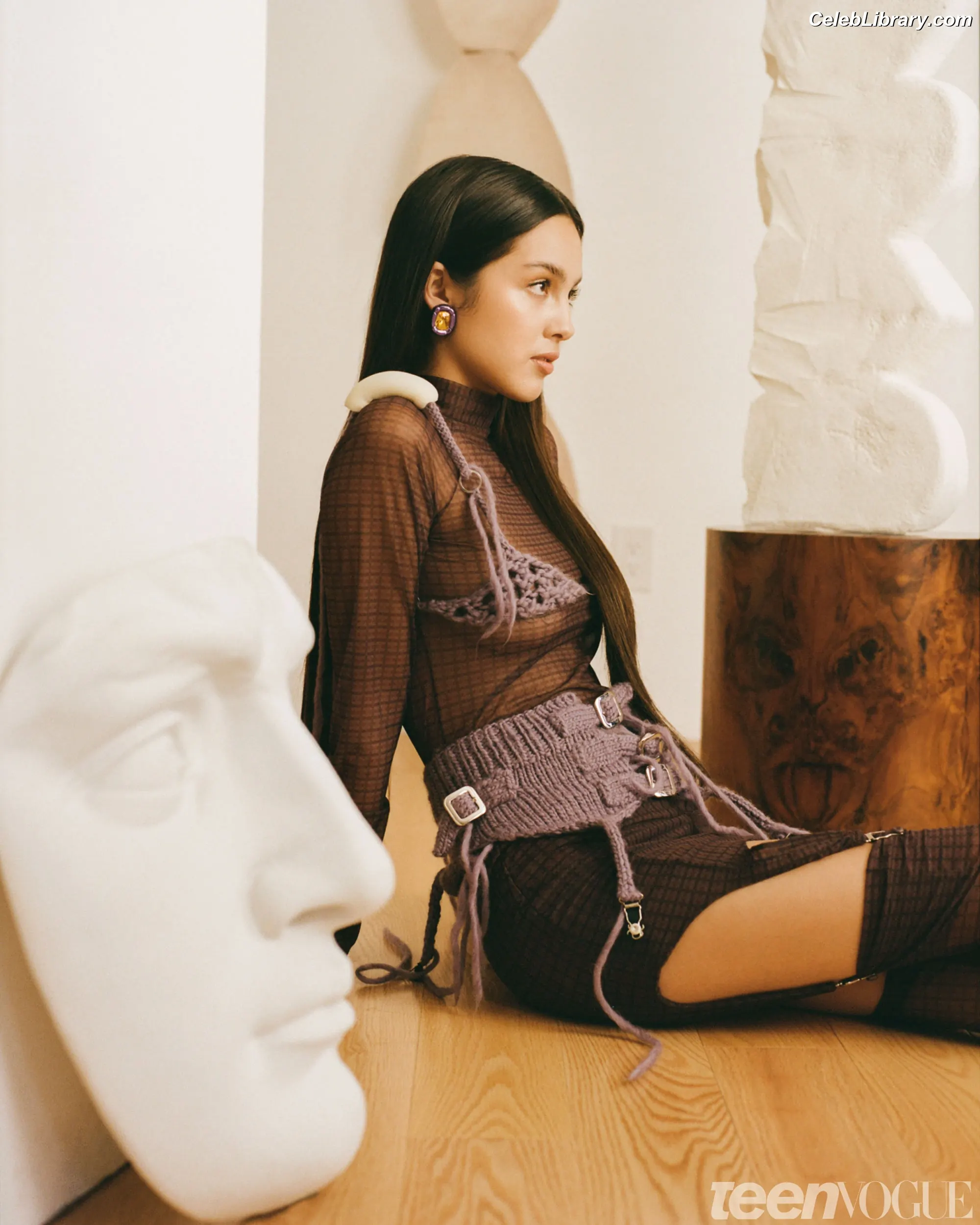 Olivia Rodrigo photo 2 of 3937
