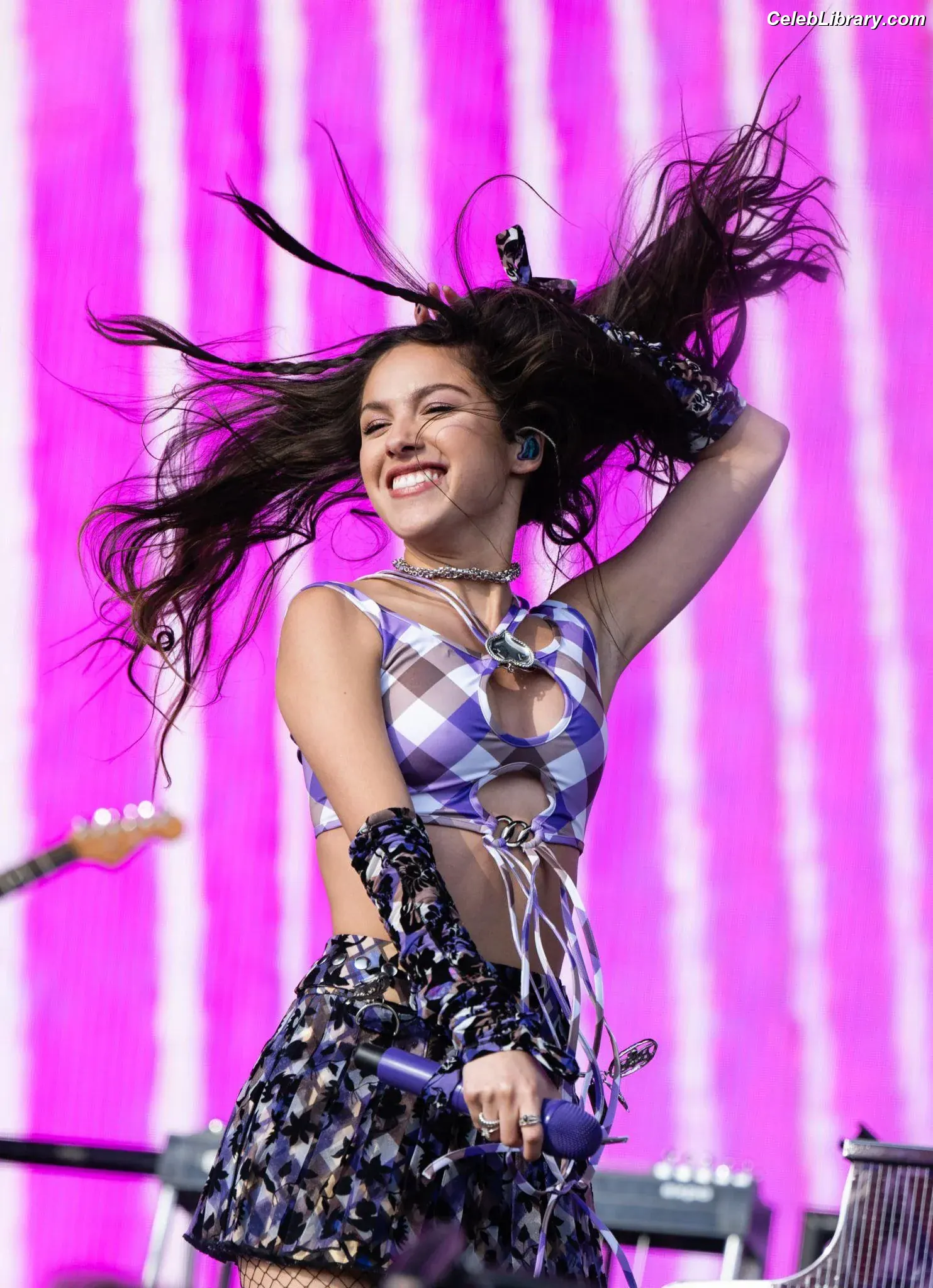 Olivia Rodrigo photo 20 of 3937