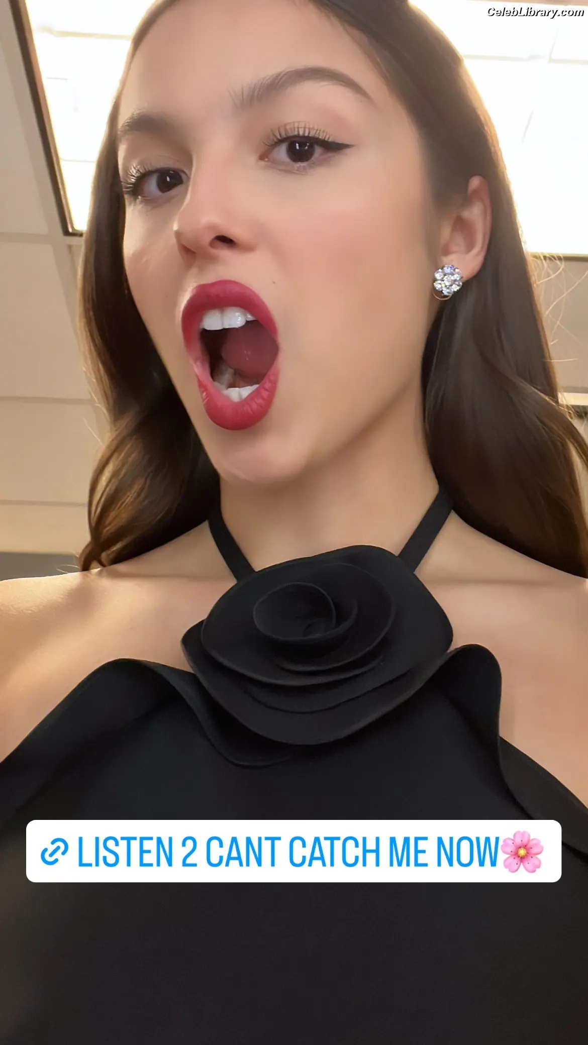 Olivia Rodrigo photo 18 of 3937