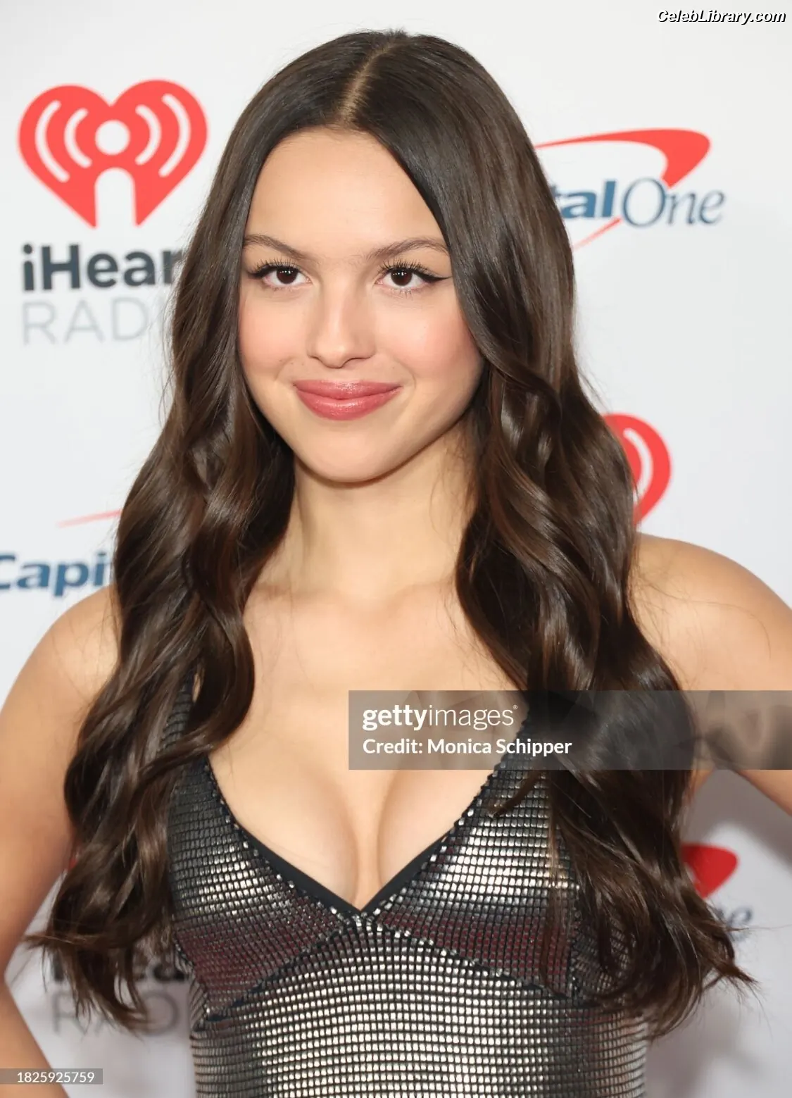 Olivia Rodrigo photo 19 of 3937