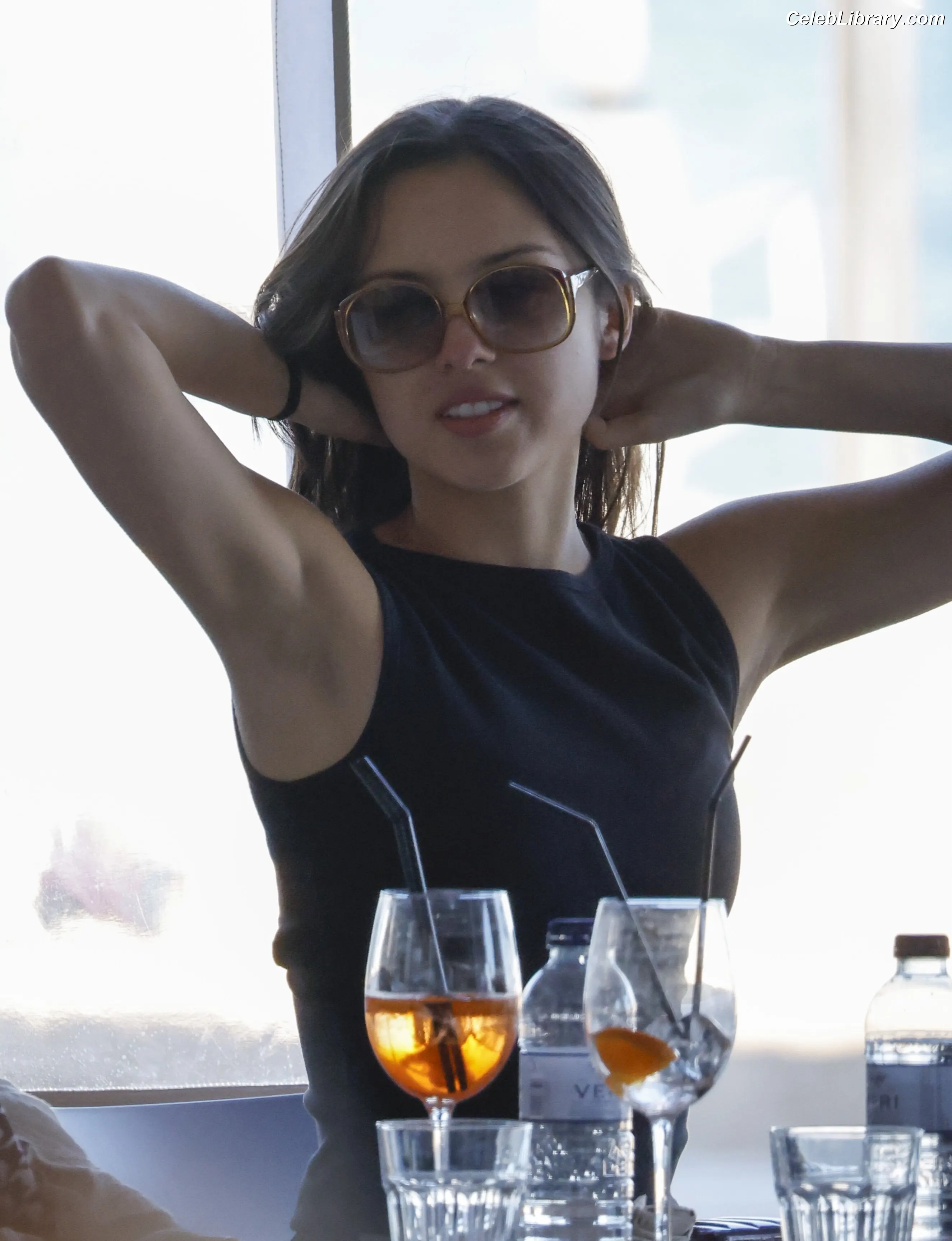 Olivia Rodrigo photo 19 of 3937