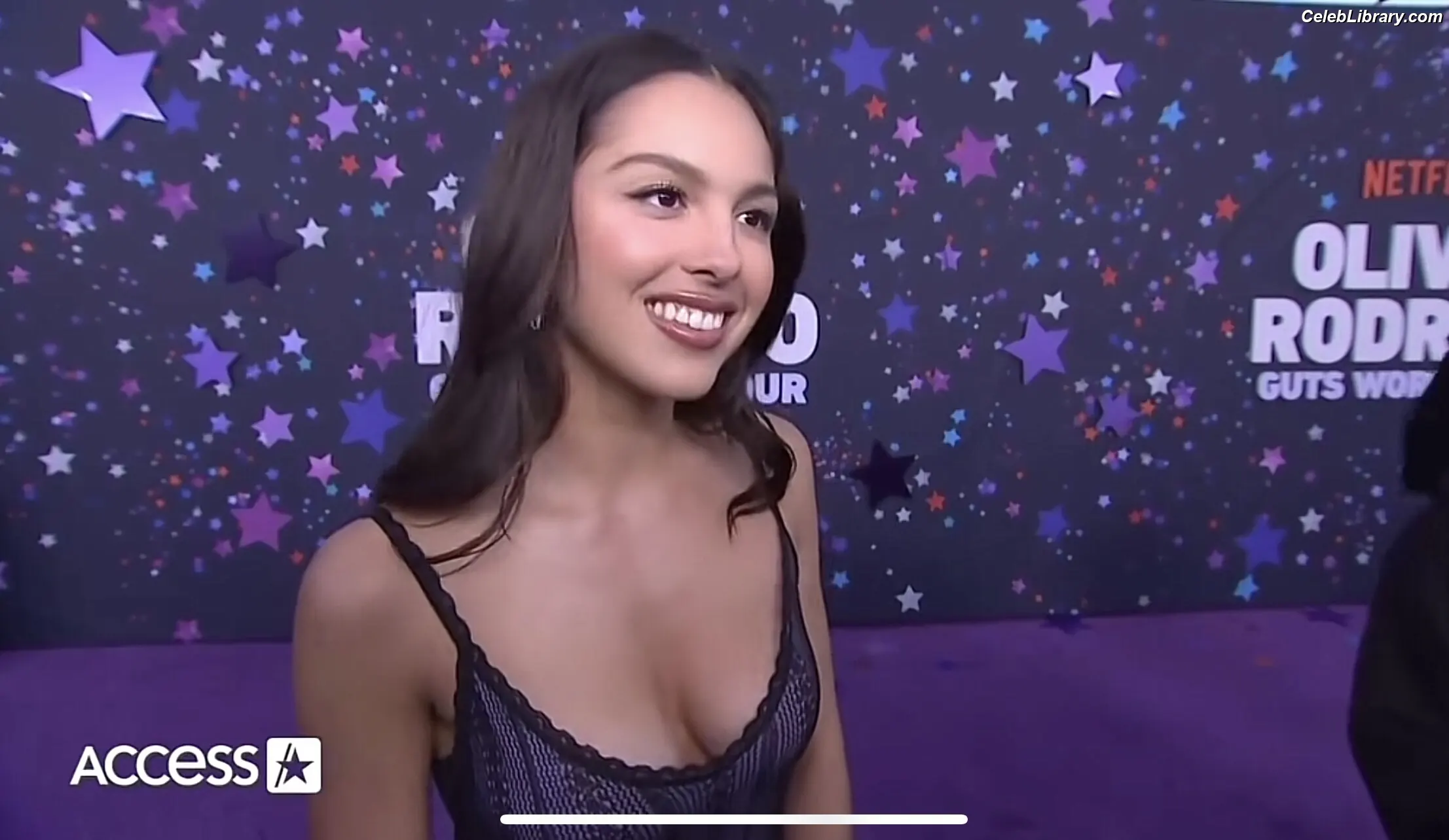 Olivia Rodrigo photo 23 of 3937