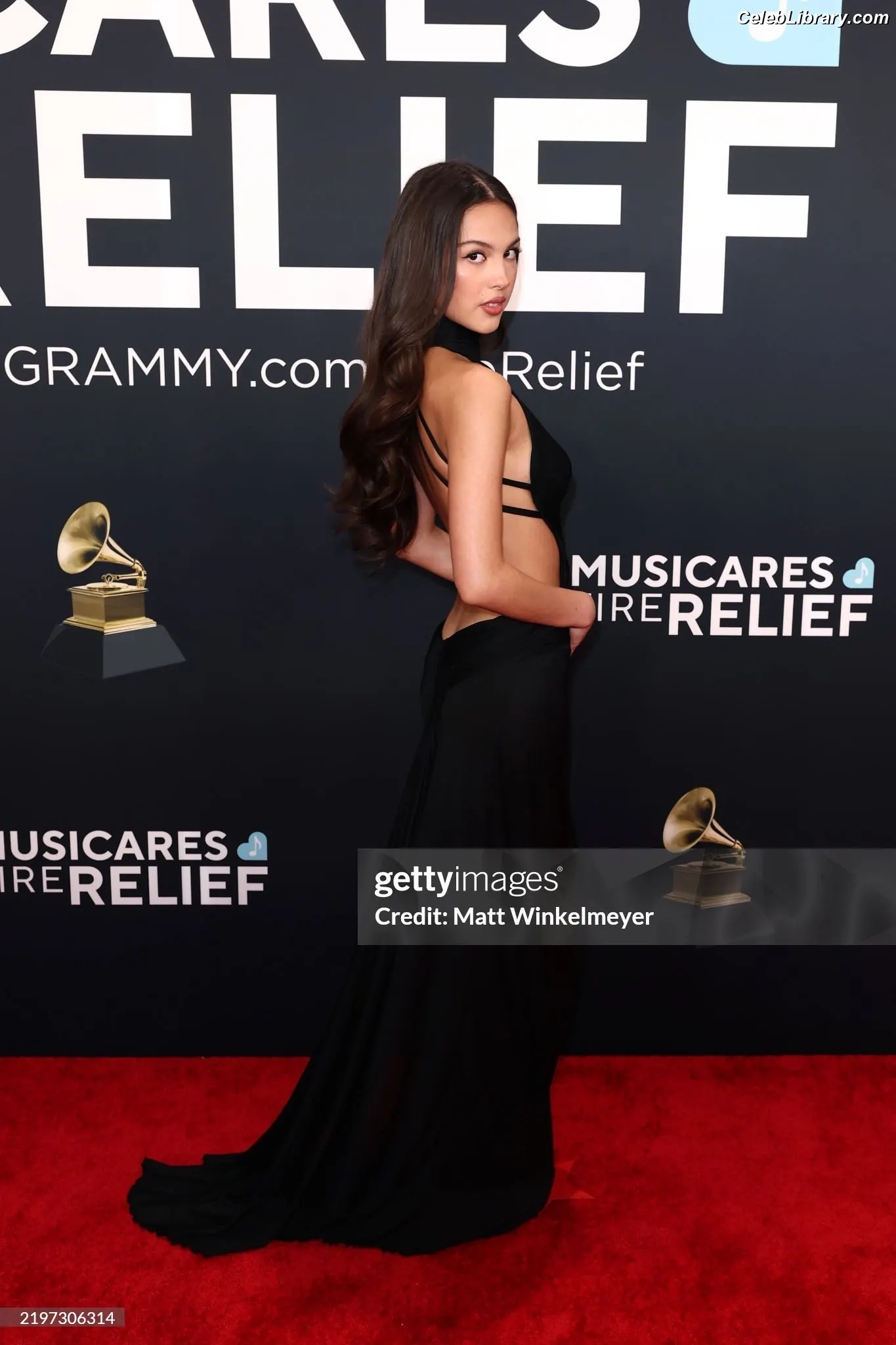 Olivia Rodrigo photo 9 of 3937