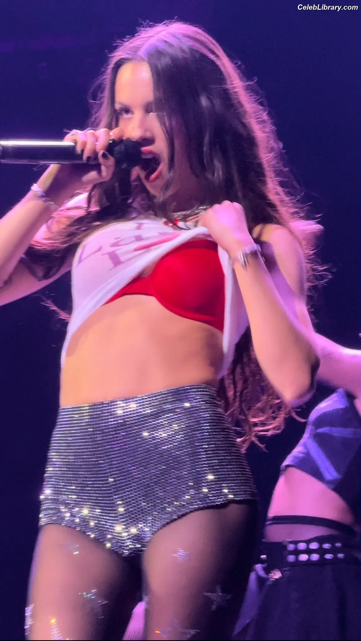 Olivia Rodrigo photo 6 of 3937