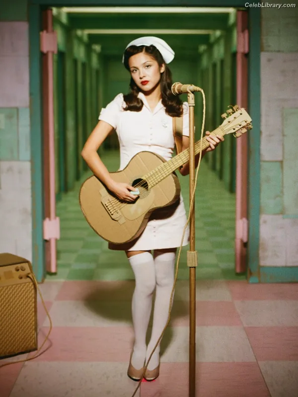 Olivia Rodrigo photo 19 of 3933