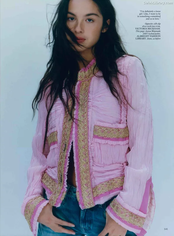 Olivia Rodrigo photo 19 of 3933